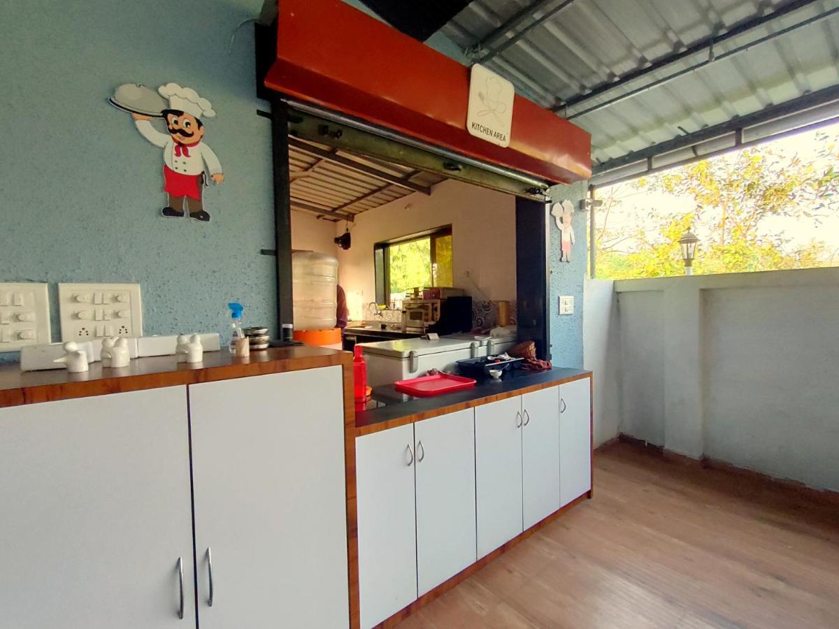 Lotus Hotel Nagaon Beach Alībāg Eksteriør bilde