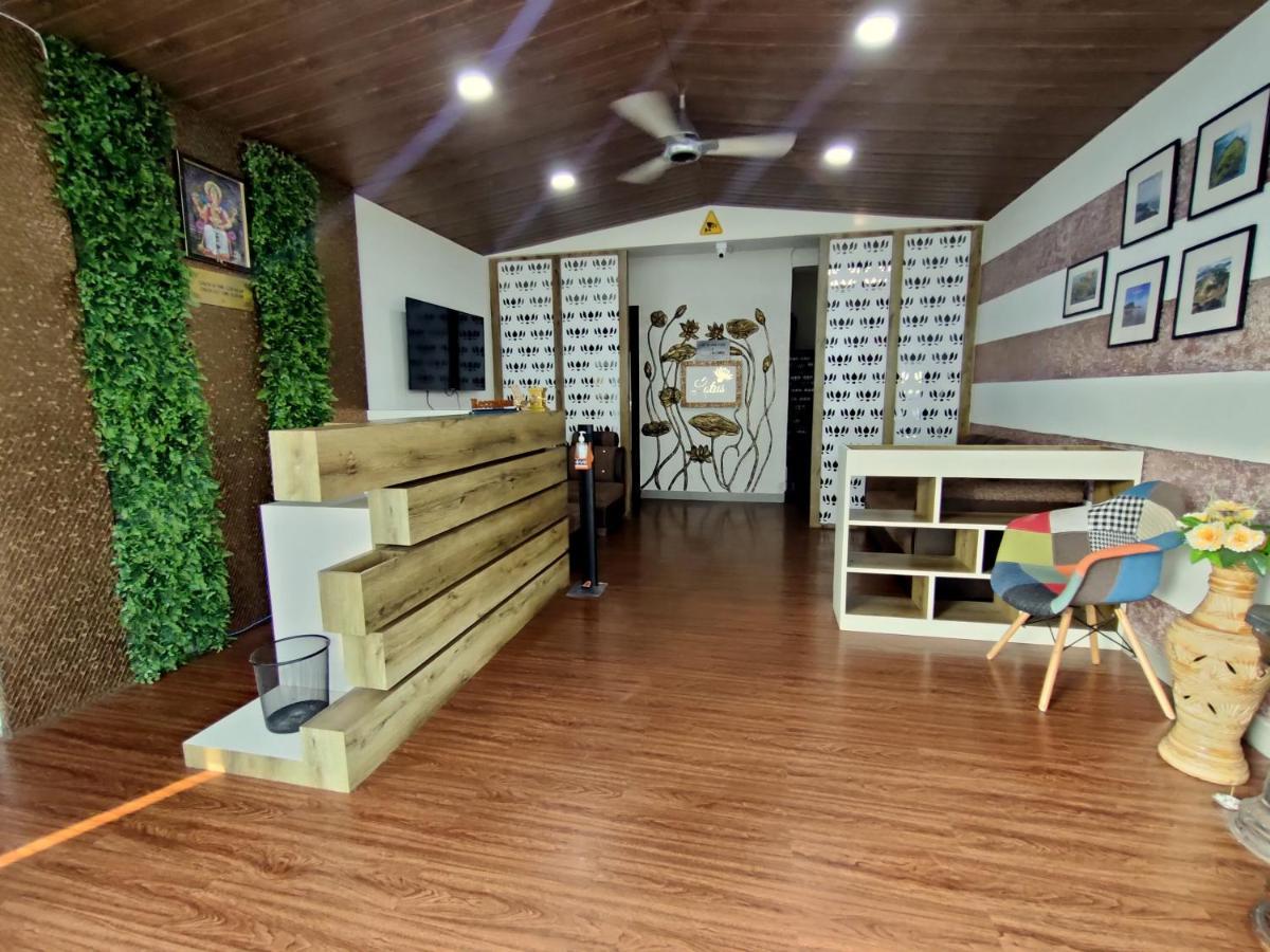 Lotus Hotel Nagaon Beach Alībāg Eksteriør bilde