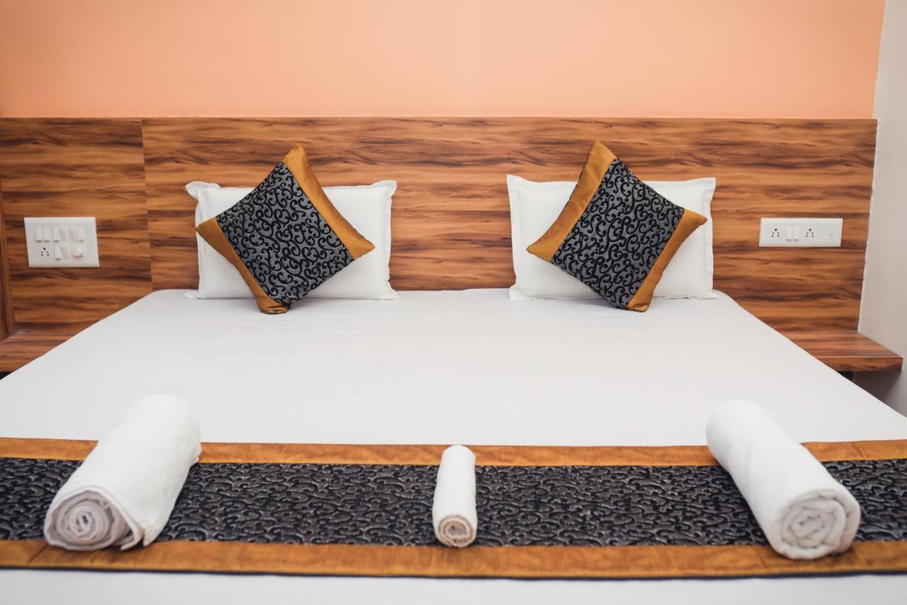 Lotus Hotel Nagaon Beach Alībāg Eksteriør bilde